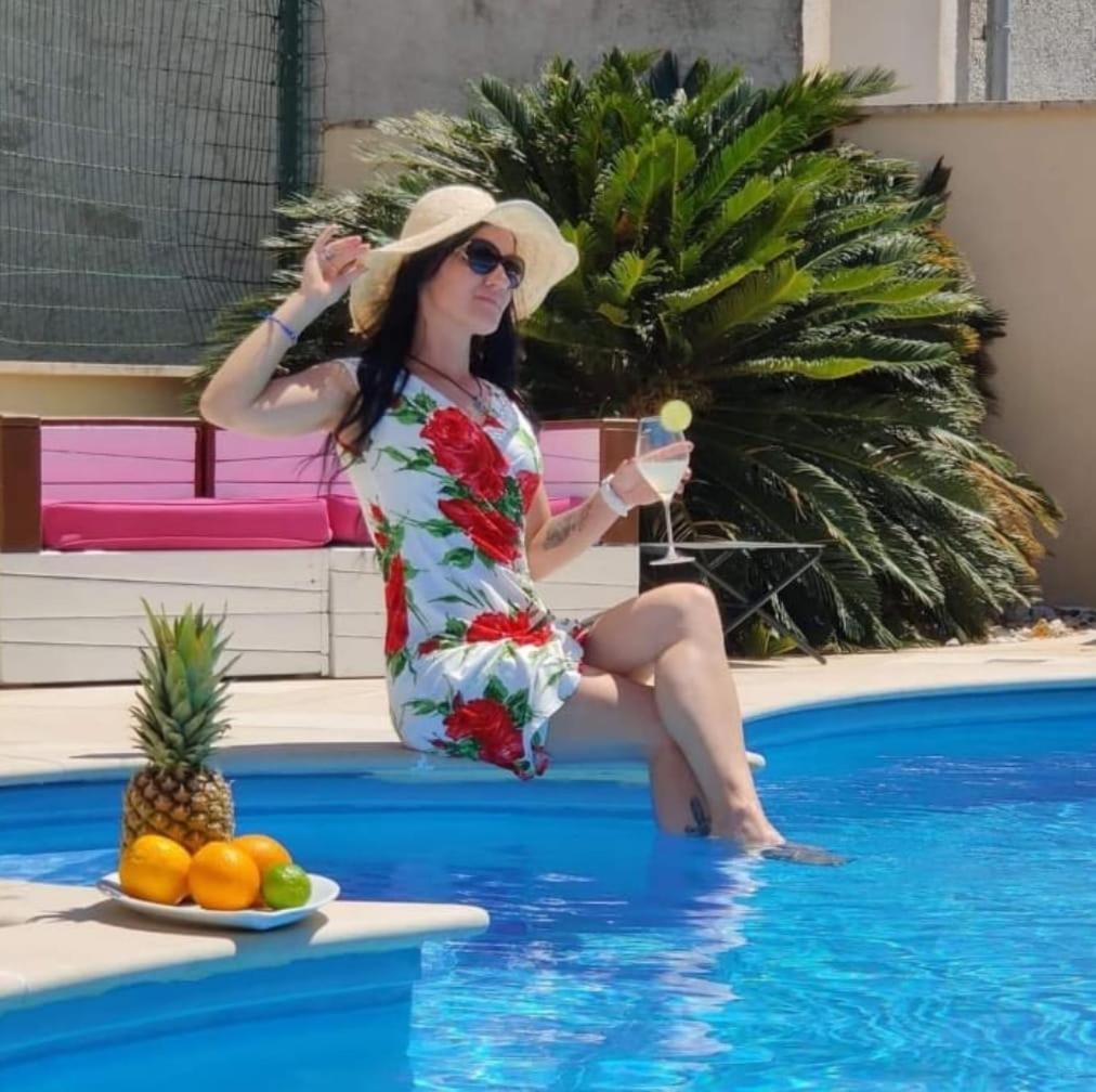 Hektorovic Poolside Apartments Бол Экстерьер фото